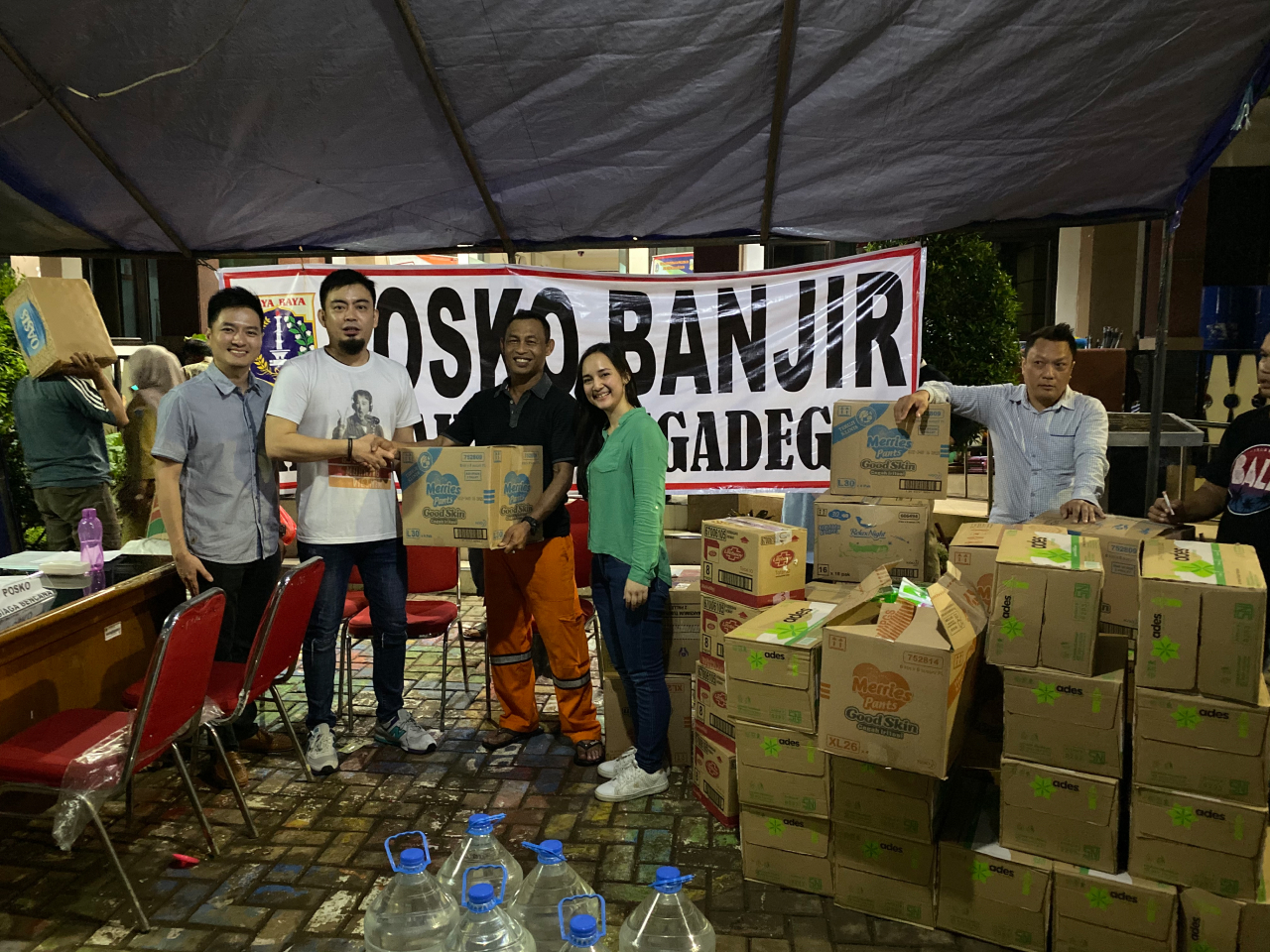 CSR Action for Flood Disaster Victims in Jakarta and Bekasi